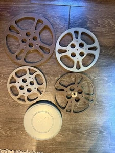 Lot of 4 Vintage 16mm Empty Film Reels + One Case Very Good Condition Read - Picture 1 of 3