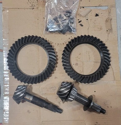 Jeep Rubicon (TJ) Dana 44 eje delantero y trasero anillo y piñón relación de transmisión 4,11 Foto 1 de 3