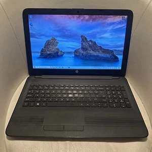 HP Notebook 15-ba079dx AMD A10-9600P Radeon R5 2.4 GHz 6GB - Afbeelding 1 van 12