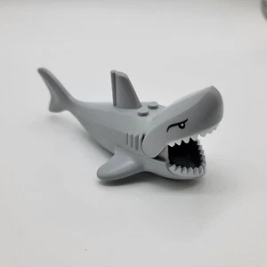 LEGO Great White Shark (62606) - Pirates Brickbeard's Bounty 6243, 8633 - Picture 1 of 10