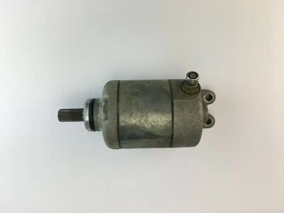 KTM EXC 450 2004 / SE ADAPTA A MOTOR DE ARRANQUE 2000-2007 MITSUBA SM-14 59040001000 Foto 1 de 4