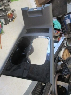 2008-09 Sable GRAY Cup Holder -Filler around Shifter Taurus - Image 1 of 4