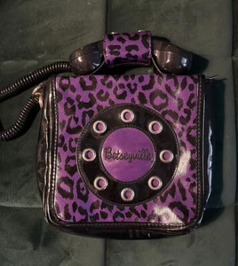 Betseyville Purple Animal Print Call Me Phone Purse Phone Is Prop Betsy Johnson - Picture 1 of 8