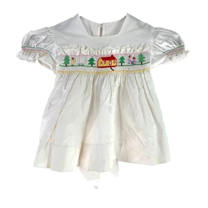 Vintage 50s 60s Handmade Smocked House Trees White Dress Chest 19" - Picture 1 of 5