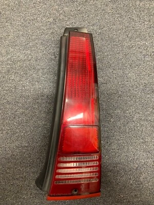 Mercury Sable Wagon 89-91 1990 luz trasera pasajero lado derecho marca Ford Foto 1 de 3