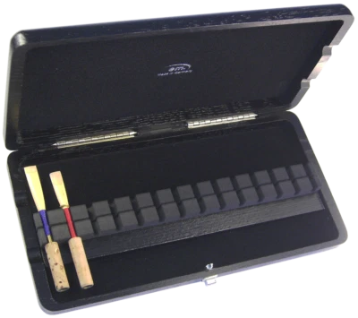 Oboe Reed Case for 14 reeds to insert - Image 1 of 4