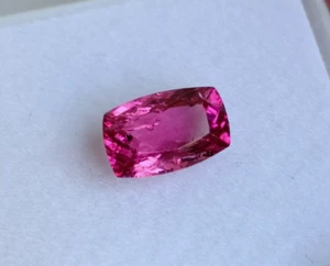 Pietra preziosa sciolta rosa naturale certificata tormalina taglio cuscino 1,53 ct - Foto 1 di 7