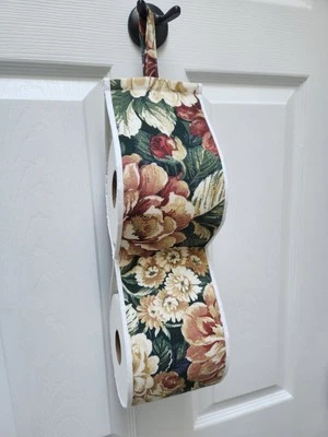 Rollo de papel higiénico colgante hecho a mano para almacenamiento de 2 rollos jumbo de tela Foto 1 de 4