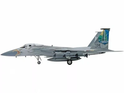 Level 4 Model Kit McDonnell Douglas F-15C Eagle Fighter Aircraft 1/48 Scale Mode - Image 1 of 4