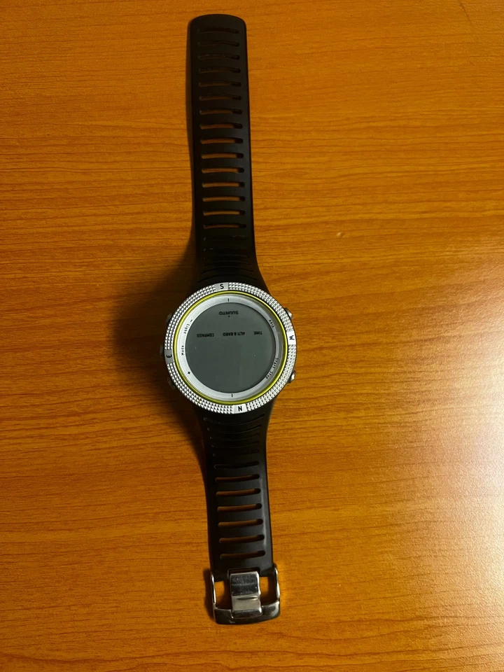 Reloj Hombre Suunto Core Exterior  Foto 1 de 2