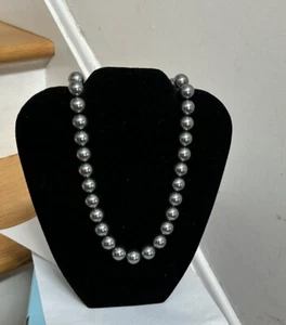 JNY Large Glass Pearl Necklace 15mm 20 Inches - Picture 1 of 4