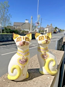 PAAR AUSGEFALLENE MID CENTURY KERAMIK KAMIN KATZEN ORNAMENTE PORTUGIESISCH ? ITALIENISCH ? - Bild 1 von 13