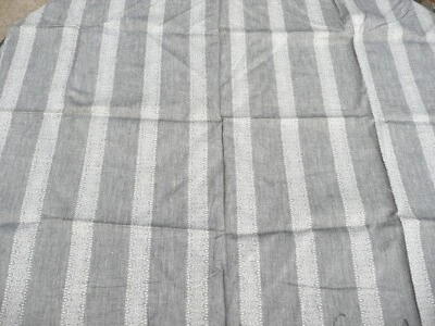 TISSU ancien vintage  en coton à décors de rayures - Photo 1/4