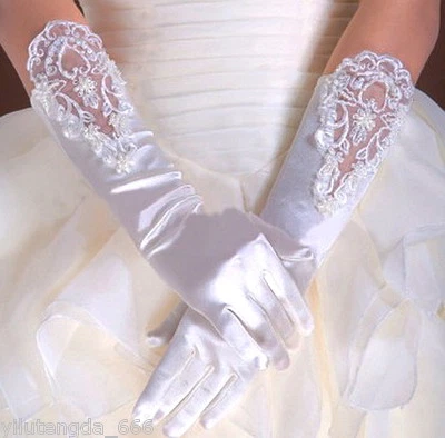 NEW VINTAGE STYLE IVORY LACE WEDDING BRIDES RHINESTONE SATIN GLOVES - Image 1 of 2