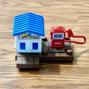 Fisher Price Geo Trax Geotrax Gas Station 2004 Toy - Picture 1 of 2