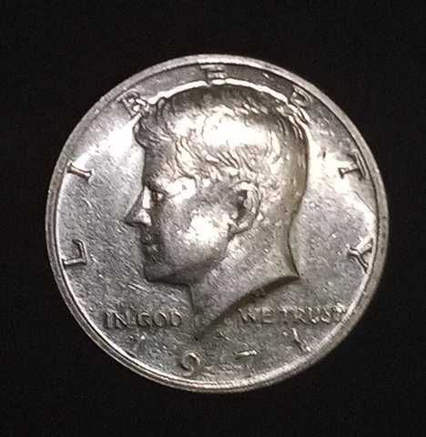 1971 D Kennedy Half Dollar Coin - Very Cool Coin In Great Condition! Reduced! Cover