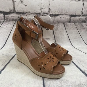 Coach Sandals Womens Size 9.5B Kelsi Saddle Suede Tone Studded Platform Wedge - Picture 1 of 10