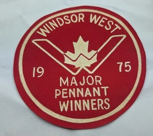 Parche de colección Windsor West 1975 grandes banderines ganadores 5" - Imagen 1 de 1