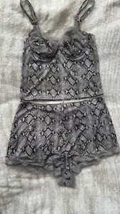 Victoria's Secret Tank Top + Shorts Pajama Set, Reptile Print,  Size L - Picture 1 of 5