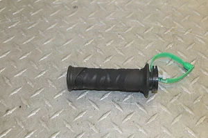 2005 SUZUKI GSXR600 GSX-R600 RIGHT THROTTLE GRIP - Picture 1 of 10