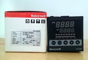 ONE New Honeywell Temperature Controller DC1040CT-101000-E - Picture 1 of 3