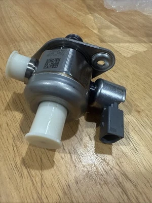 2018-2024 AUDI A5 SPORTBACK 2.0L - HIGH Pressure FUEL PUMP / HPFP 06K127028L - Image 1 of 4