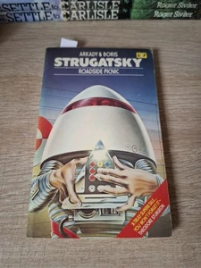 Vintage Roadside Picnic By Arkady & Boris Strugatsky 1979 Penguin SF Q9 - Picture 1 of 6