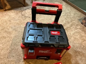 NEW Milwaukee PACKOUT Rolling Tool Box - 48-22-8426 ( HOT ) - Picture 1 of 11