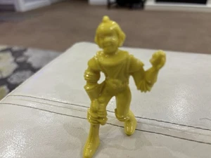 Vintage Ajax Archer Hard Plastic Bright Yellow Spaceman NM Condition. - Picture 1 of 3