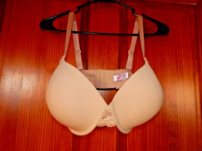 ESSENTIAL BODYWEAR BEIGE BRA, UNDERWIRE, MED. LINING, SIZE 36 E - Image 1 of 3
