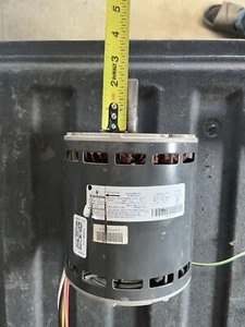 Lennox 1HP Blower Motor, M#-K55HXMWP-0732, 5/8 Shaft. Includes 40 MFD Capacitor - Picture 1 of 4