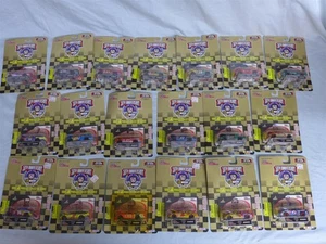 Lote de 19 Racing Champions 1:64 Diecast 1998 NASCAR 50th Pinnacle Collector -NUEVO - Imagen 1 de 10