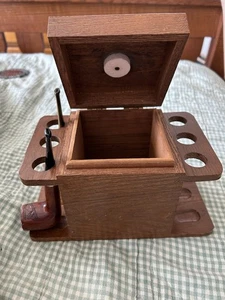 Vintage Traditional Oak & Cedar Pipe Case w/ Humidor & 2 Vintage Quality Pipes - Picture 1 of 24