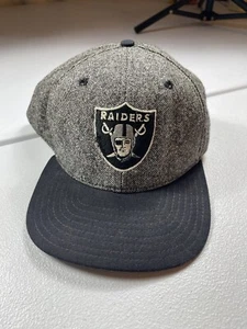 Sombrero De Colección New Era Los Angeles Raiders Para Hombre SnapBack Gris Lana NWA NFL 90s - Imagen 1 de 4