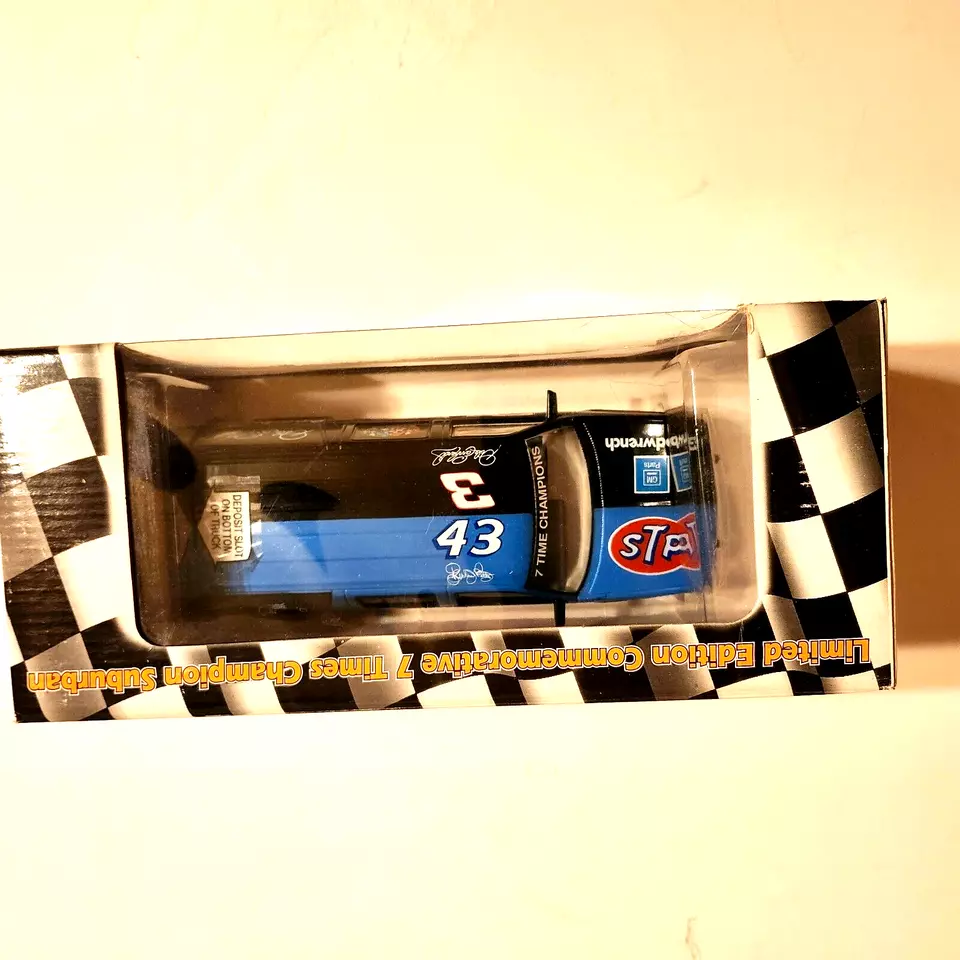 Dale Earnhardt & Richard Petty 7 TIMES Champions Split Nascar Suburban 1994 NIB - Image 1 of 4