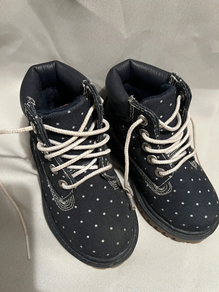Botas Timberland ponto marinho infantil tamanho 6C - Imagem 1 de 3