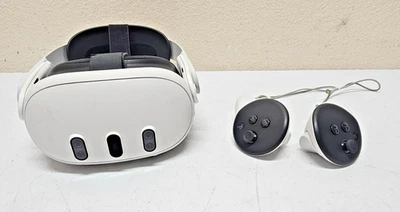 Meta Quest 3 512gb + Controllers w/ Pro Strap - Image 1 of 4
