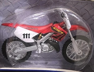 2001 HONDA CR250R MOTORCYCLE - 1/18 KIDCONNECTION BIKE - Foto 1 di 4