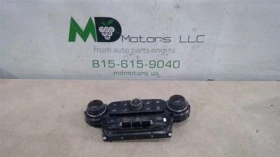 Chevrolet Tahoe 2018-2019 panel de control de calefacción y aire acondicionado 84258727  Foto 1 de 4