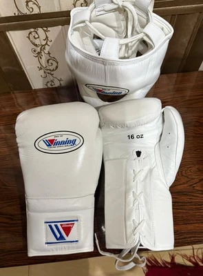 Juego de guantes de boxeo MMA blanco ganador arnés hechos de cuero de vaca Foto 1 de 4