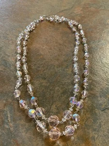 Double STRAND VINTAGE NECKLACE Pink AURORA BOREALIS CRYSTAL BEADS - 44cm (17”) - Picture 1 of 10