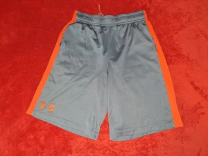 UNDER ARMOUR BOYS YOUTH MEDIUM GRAY / ORANGE ATHLETIC ACTIVEWEAR SHORTS - Picture 1 of 5
