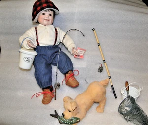 1997 ASHTON-DRAKE "FISHING BUDDIES" DOLL & DOG #94882 Mary Tretter - Picture 1 of 16