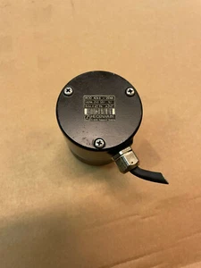 Heidenhain Drehgeber, ROD 426 E - 2048, Id.Nr.: 250 587 1U - Picture 1 of 4