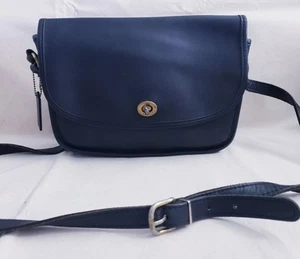 Vintage COACH Shoulder Crossbody Bag Black Made In USA 10x6 Inch - Picture 1 of 15