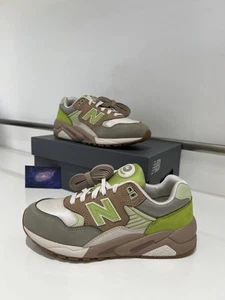 New Balance 580 Size? Exclusive ‘Moss Green Cream Brown’ | UK4.5 | RRP-£140 - Picture 1 of 8