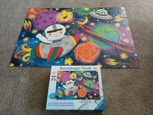 Ravensburger Super Sized Floor Puzzle 24pc - Space Rocket 2ft x 3ft - Picture 1 of 9