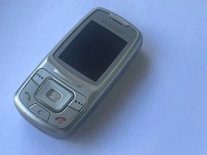 Samsung SGH C300 - Unlocked GSM Mobile Phone Parts or repair - Picture 1 of 11