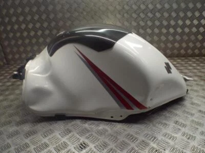 Tanque de gasolina Suzuki GSX1300 R Hayabusa 2008-en segunda generación  Foto 1 de 4