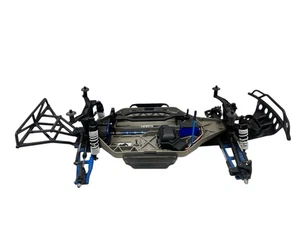 Deslizante/rodillo Traxxas Slash 4X4 HCG con servo y ejes traseros de acero pieza de radiocontrol #16935 - Imagen 1 de 11